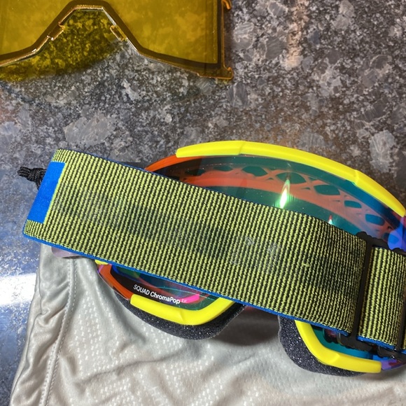 Smith Squad Snow Goggles Neon Yellow ChromaPop Everyday Green /Yellow Lens Ski - Picture 7 of 9